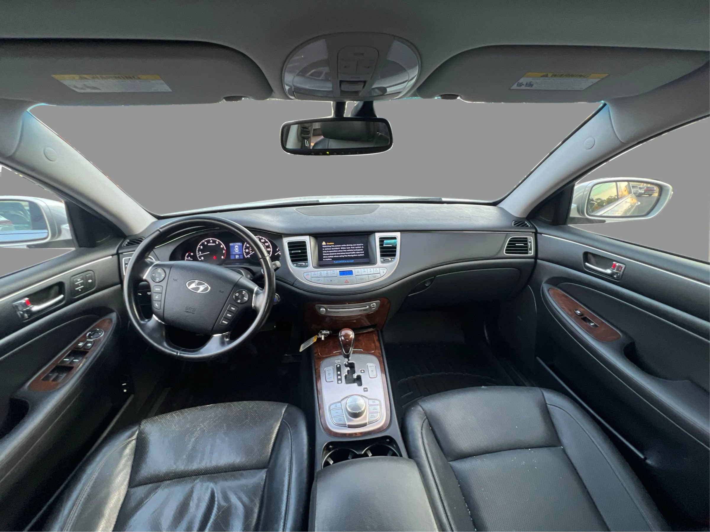 Used 2009 Hyundai Genesis 3.8 w/ Technology Pkg 4 RWD image 28