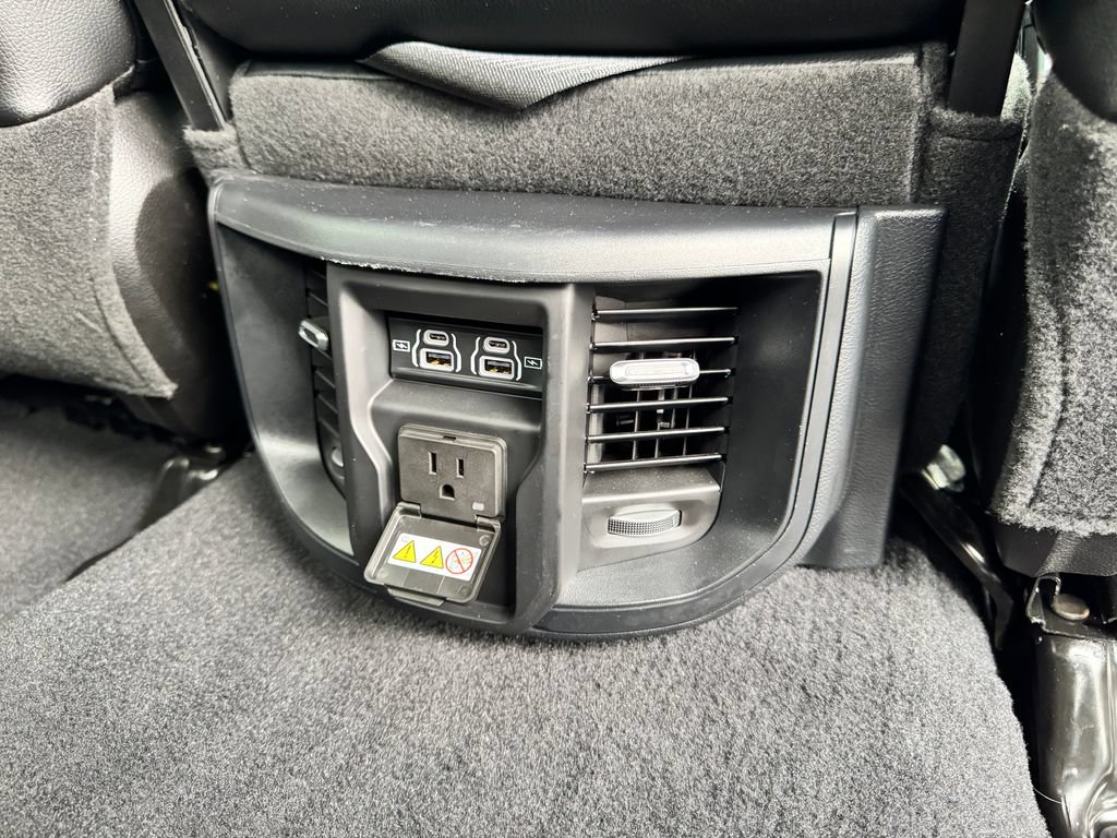 Used 2024 RAM 2500 Laramie w/ Safety Group AWD/4WD image 19