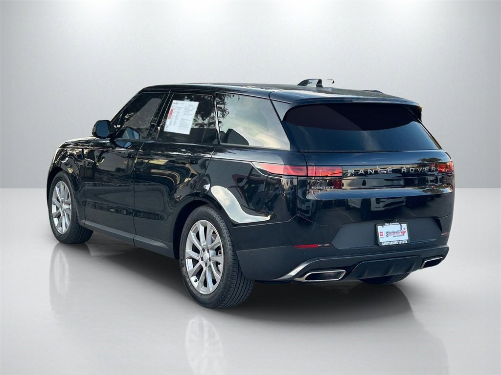 Used 2024 Land Rover Range Rover Sport SE image 7