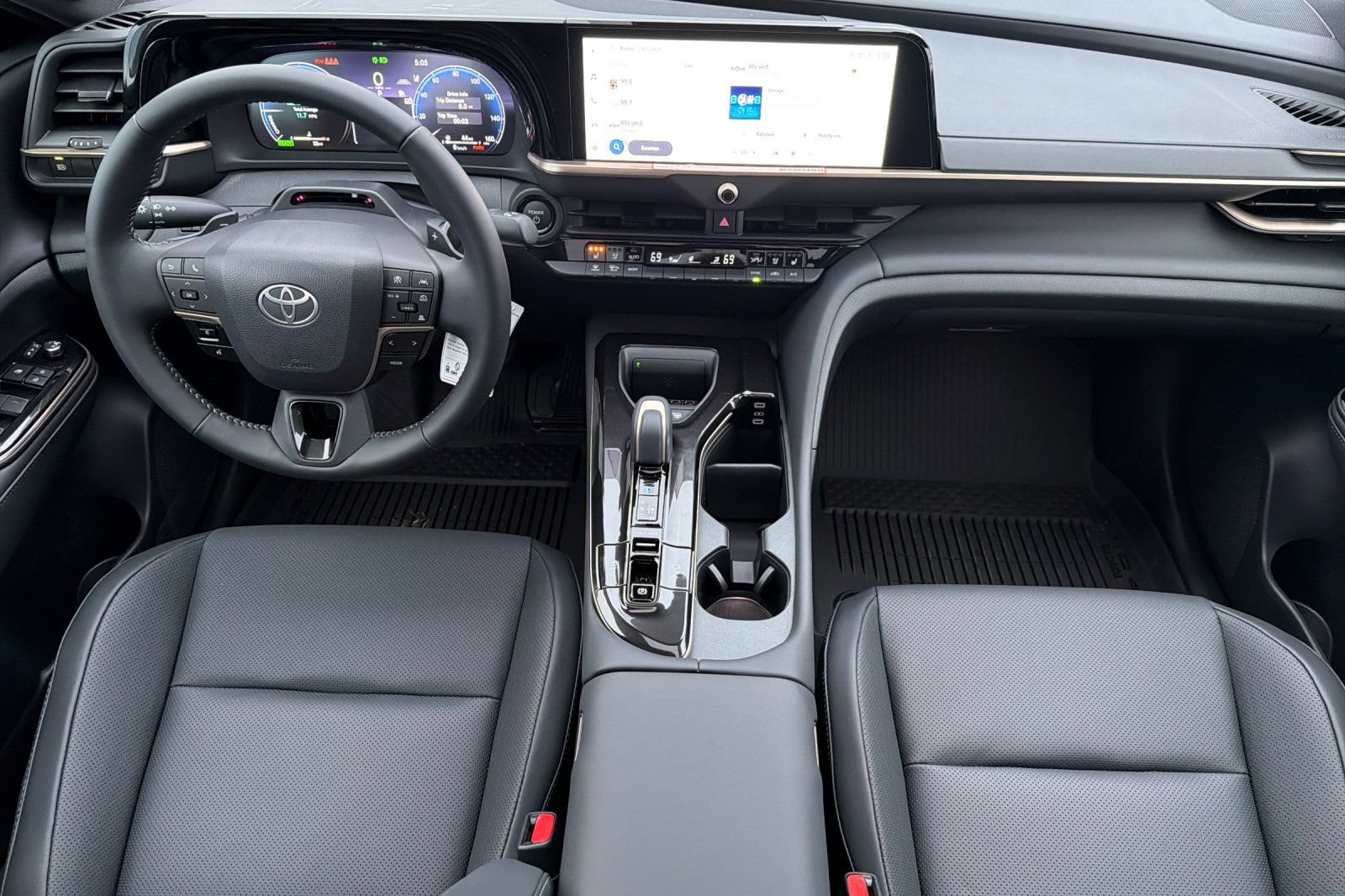 New 2026 Toyota Crown Platinum AWD/4WD image 10