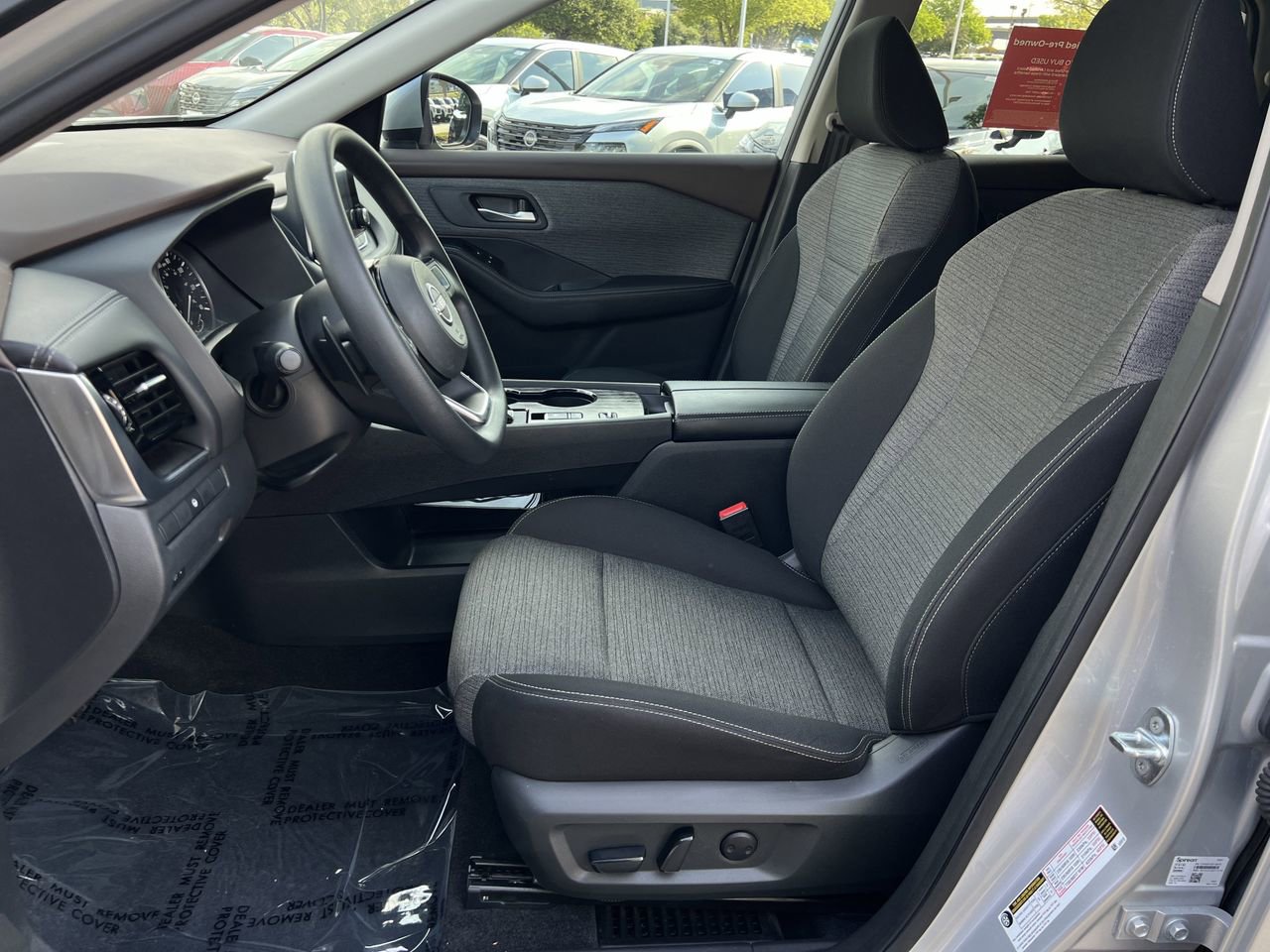 Certified 2023 Nissan Rogue SV image 18