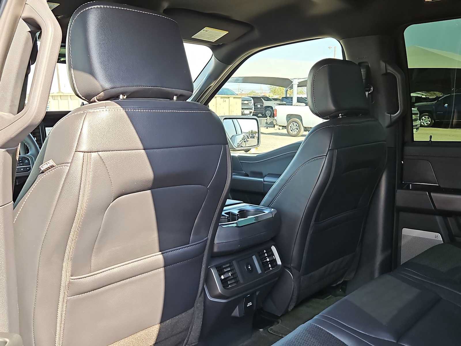 Used 2025 Ford F150 Lariat AWD/4WD image 16