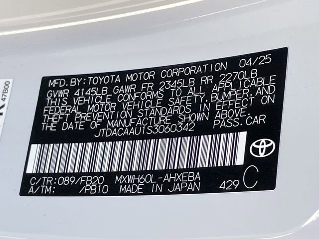 Used 2025 Toyota Prius LE image 29