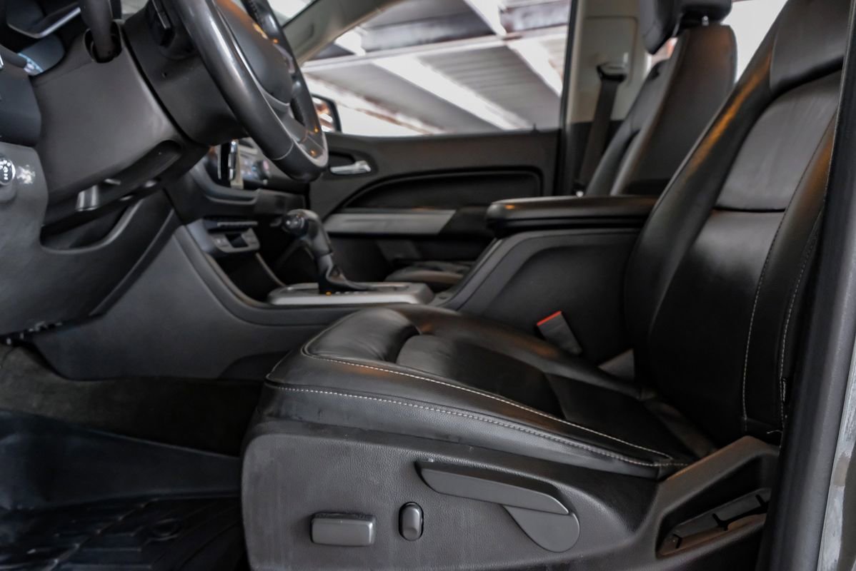 Used 2017 Chevrolet Colorado ZR2 w/ LPO, Premium Interior Package AWD/4WD image 29