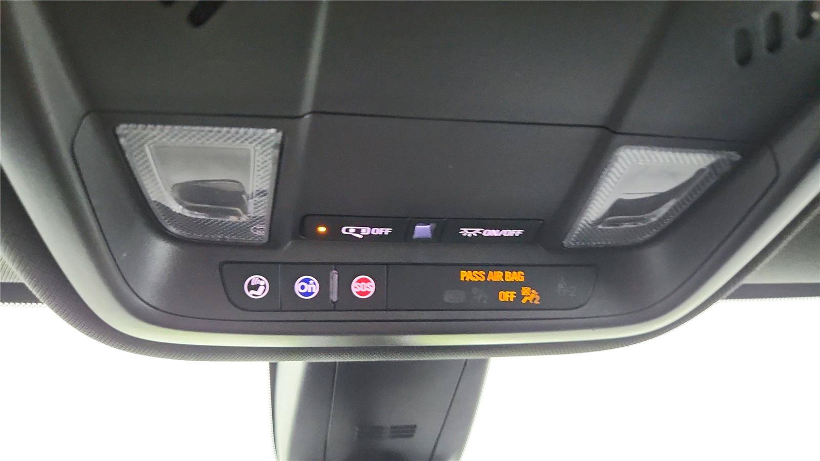 Used 2023 Chevrolet Traverse LT FWD image 27