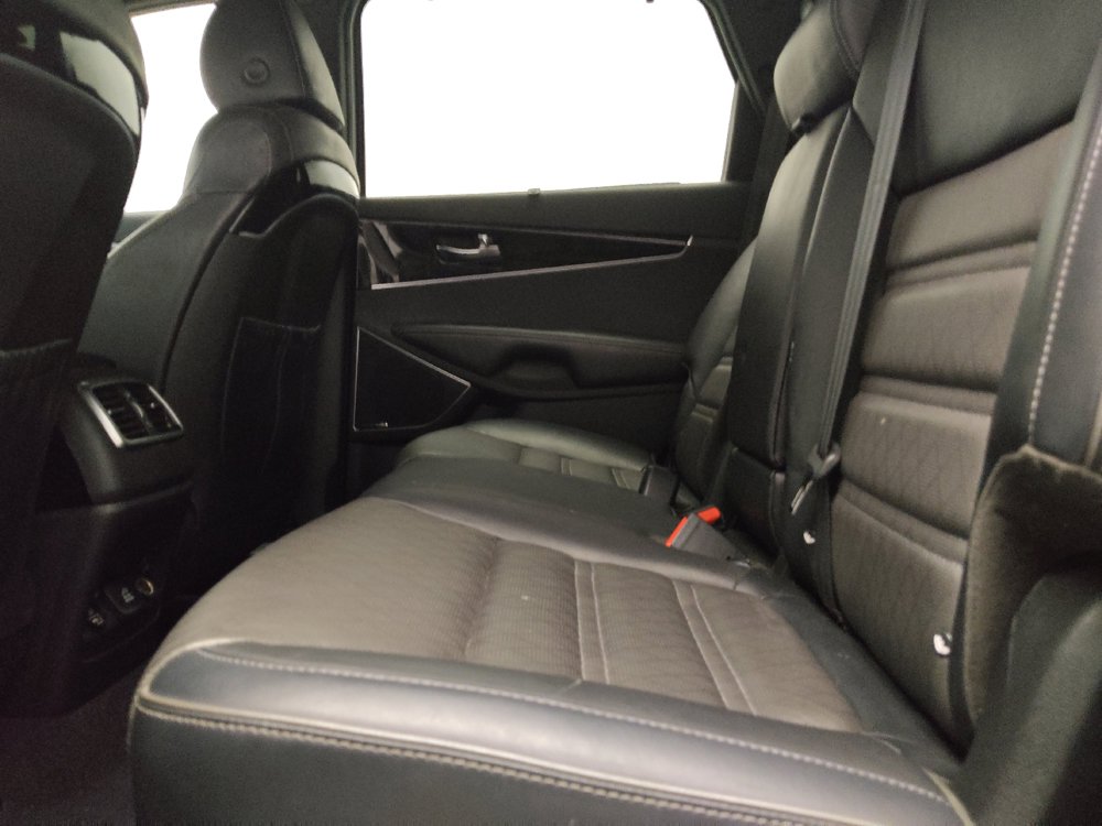 Used 2019 Kia Sorento SX AWD/4WD image 18