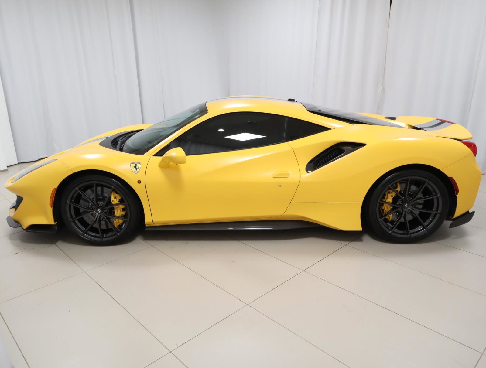 Certified 2019 Ferrari 488 Pista Coupe RWD image 16