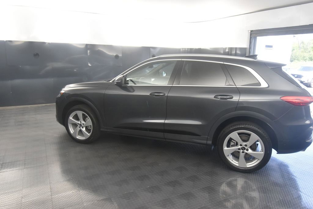 New 2025 Audi Q5 Premium Plus image 38