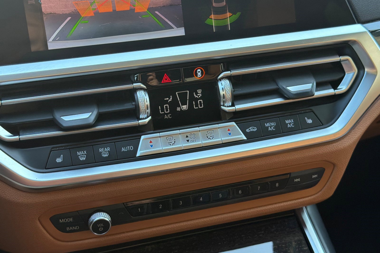 Certified 2022 BMW 330e 330e w/ Convenience Package image 26