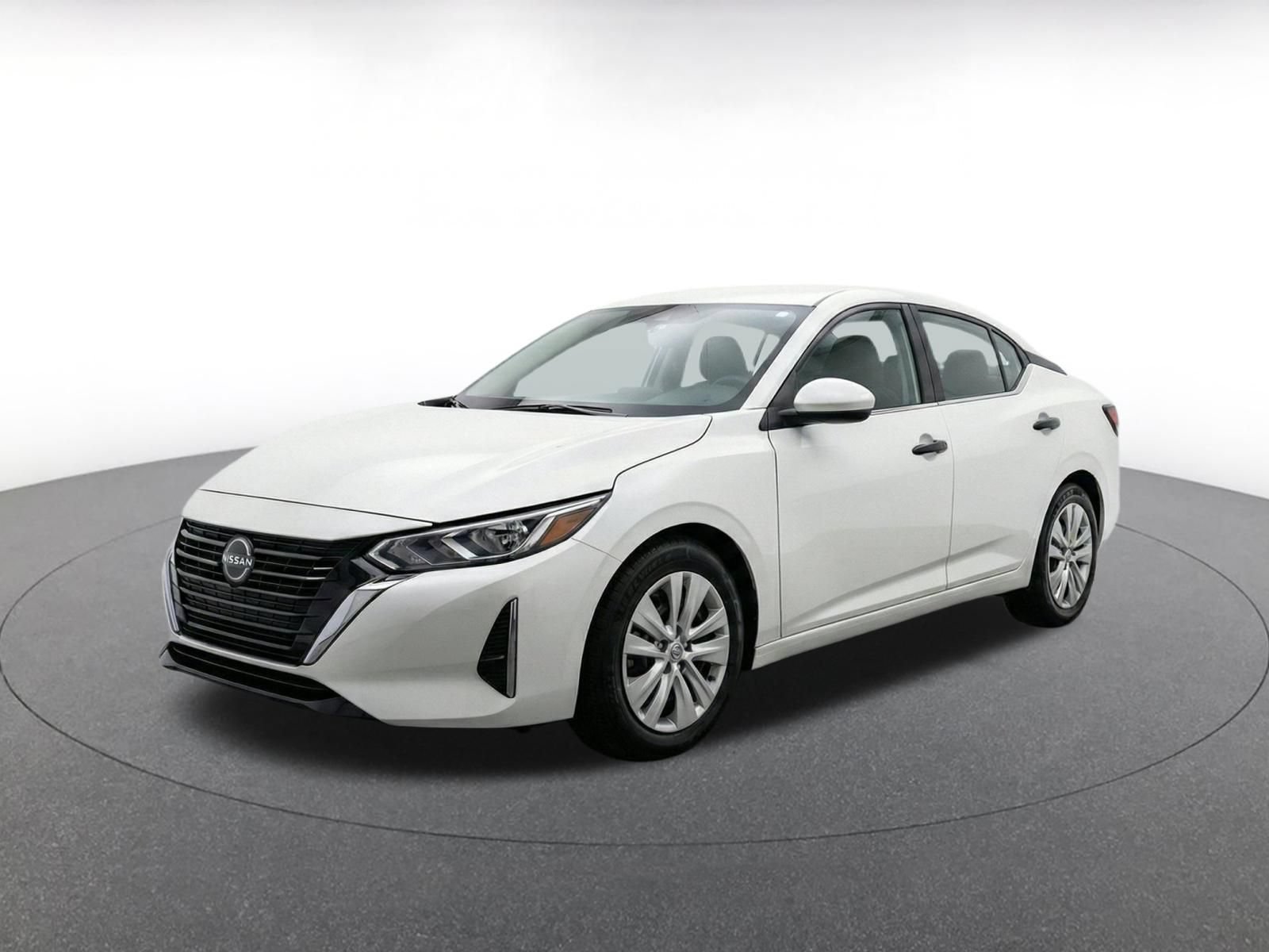 Used 2025 Nissan Sentra S FWD image 3