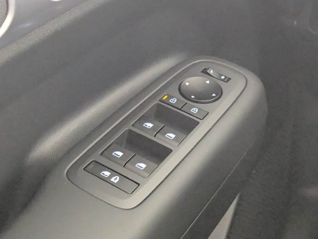 New 2026 Hyundai Santa Fe SE FWD image 15