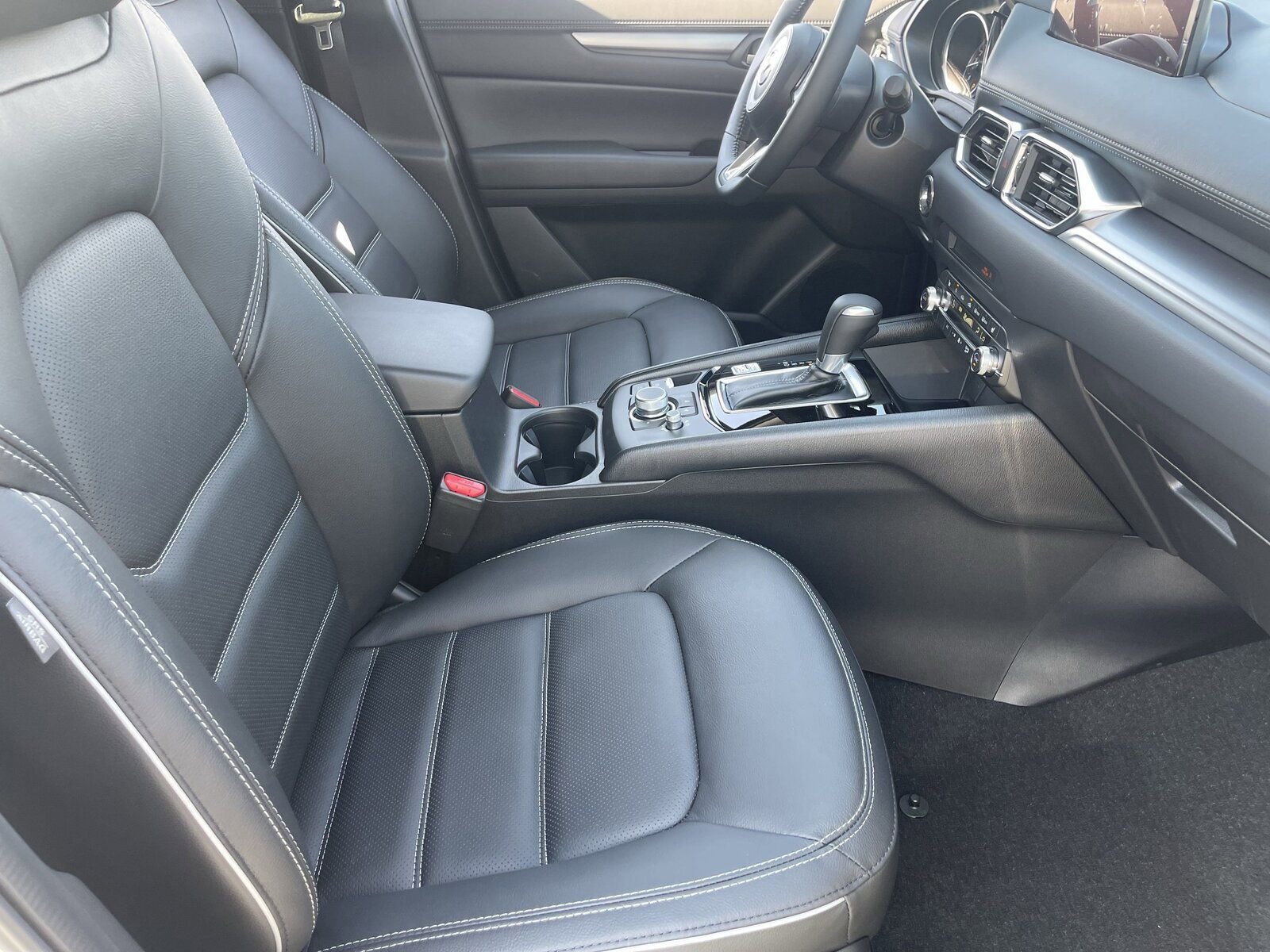 Used 2025 MAZDA CX-5 AWD 2.5 S w/ Preferred Package image 13