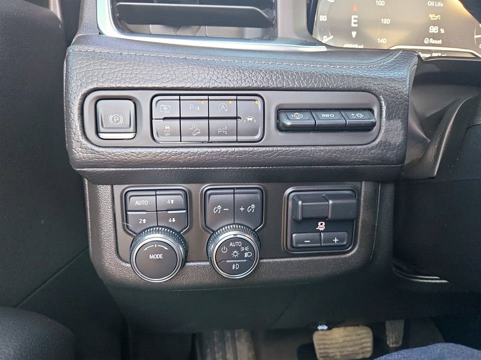 Used 2024 GMC Yukon Denali w/ Advanced Technology Package image 20