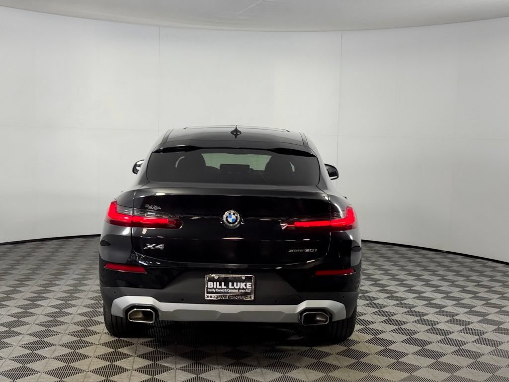 Used 2025 BMW X4 xDrive30i AWD/4WD image 5