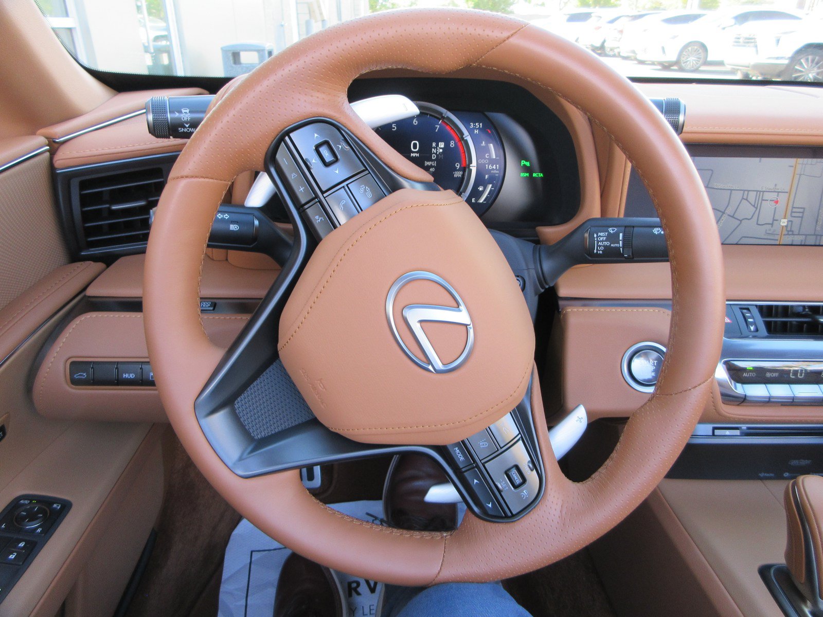 Used 2023 Lexus LC 500 Convertible w/ Touring Package RWD image 34