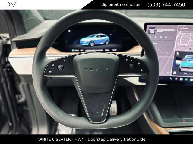 Used 2025 Tesla Model X AWD/4WD image 30