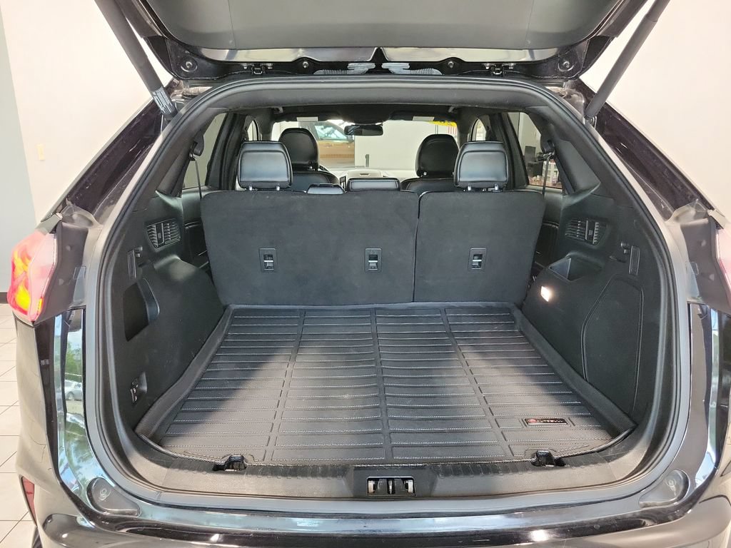 Used 2019 Ford Edge ST AWD/4WD image 14