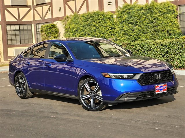 Used 2024 Honda Accord Sport image 2