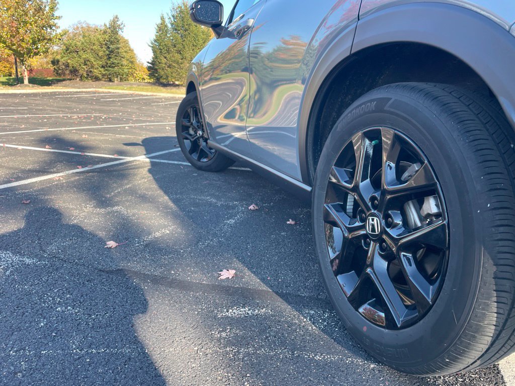 Used 2025 Honda HR-V Sport image 28