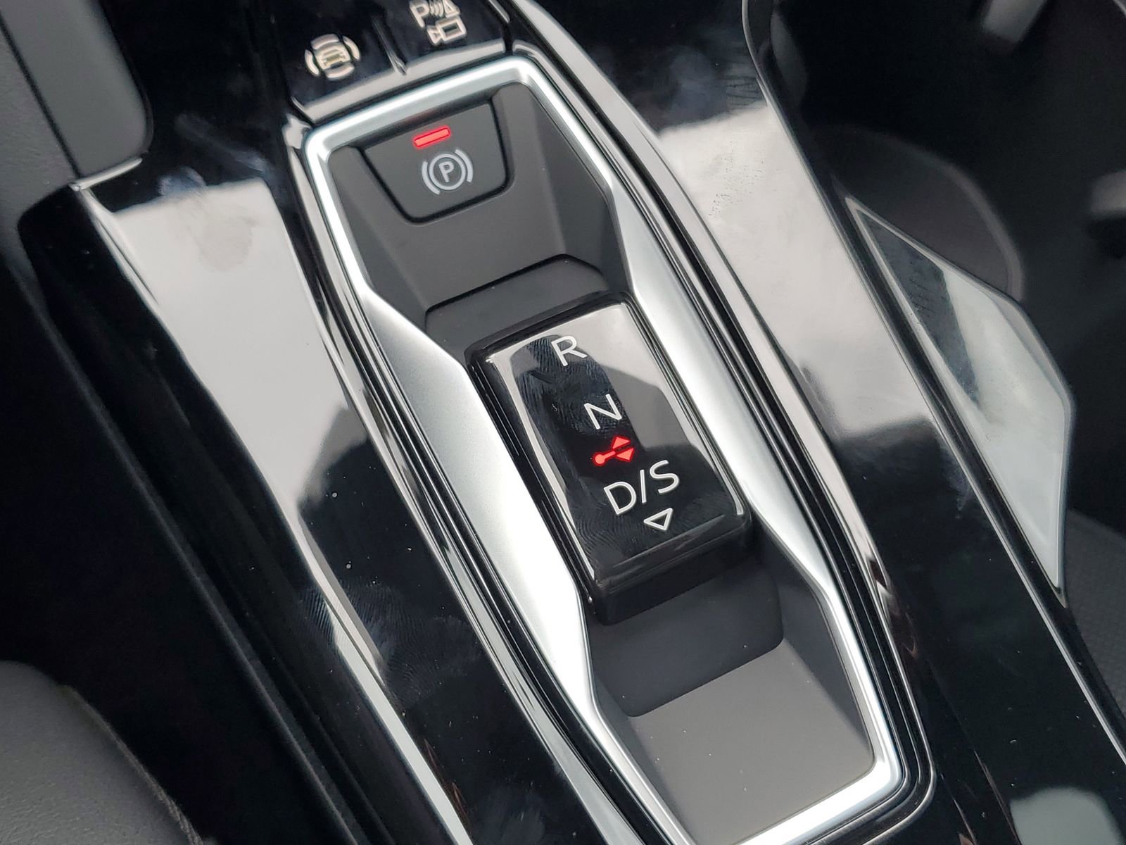New 2025 Audi Q5 Premium Plus AWD/4WD image 28