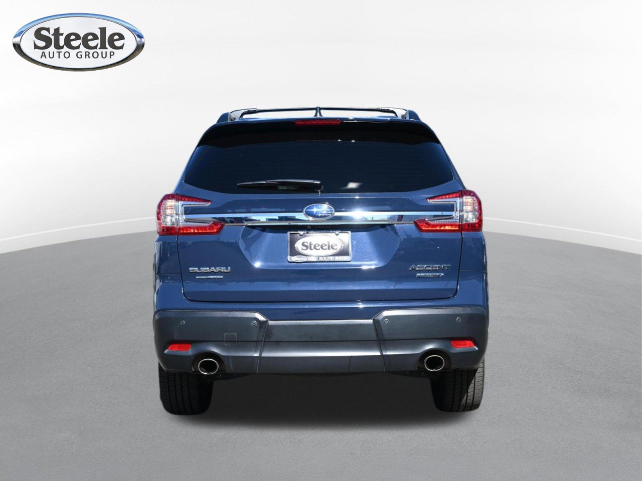 Used 2023 Subaru Ascent Limited w/ Technology Package AWD/4WD image 6