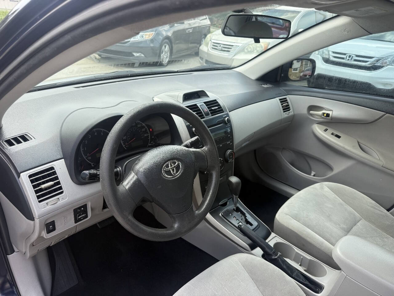 Used 2013 Toyota Corolla L FWD image 15