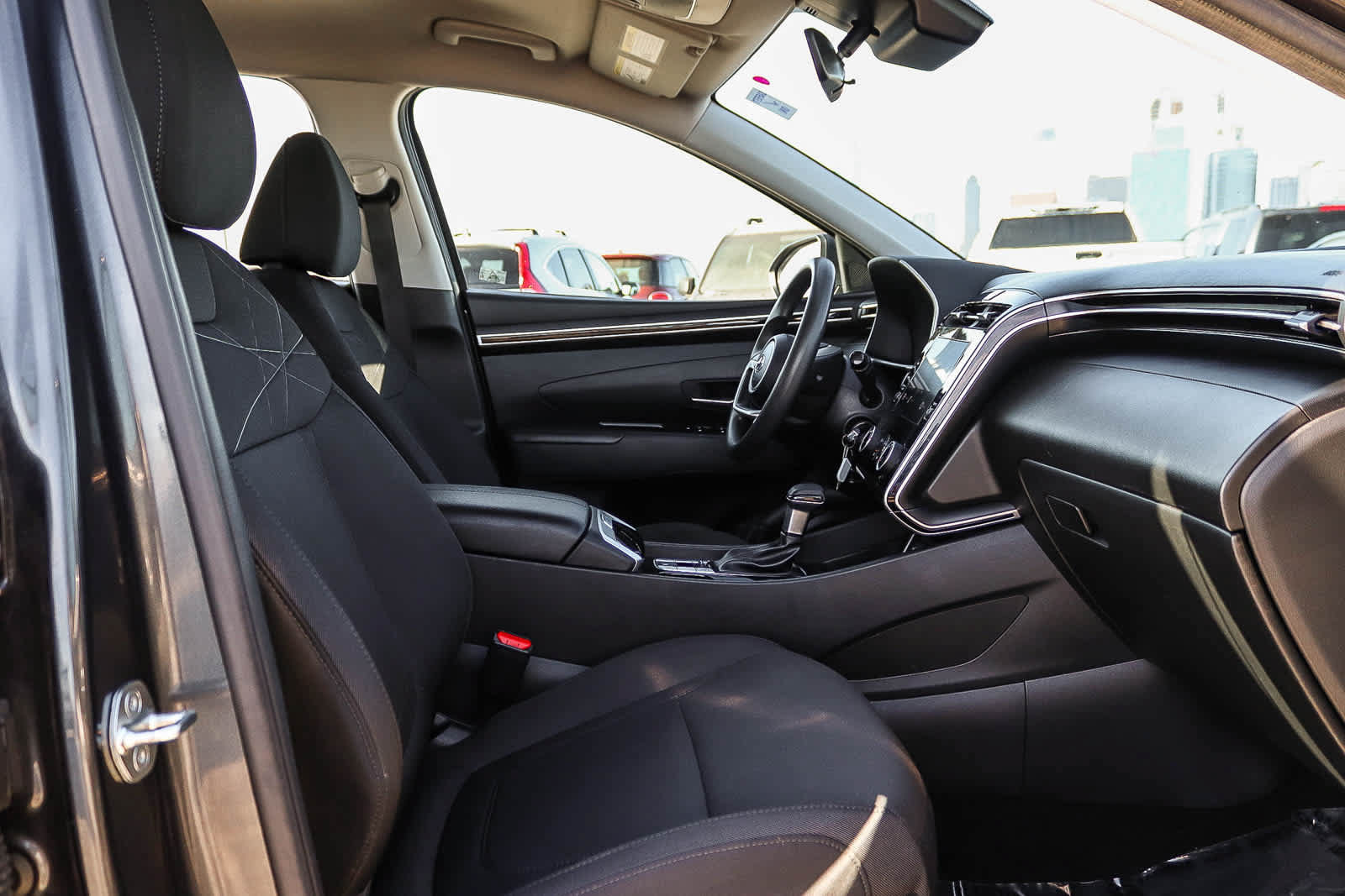 Used 2023 Hyundai Tucson SE AWD/4WD image 16