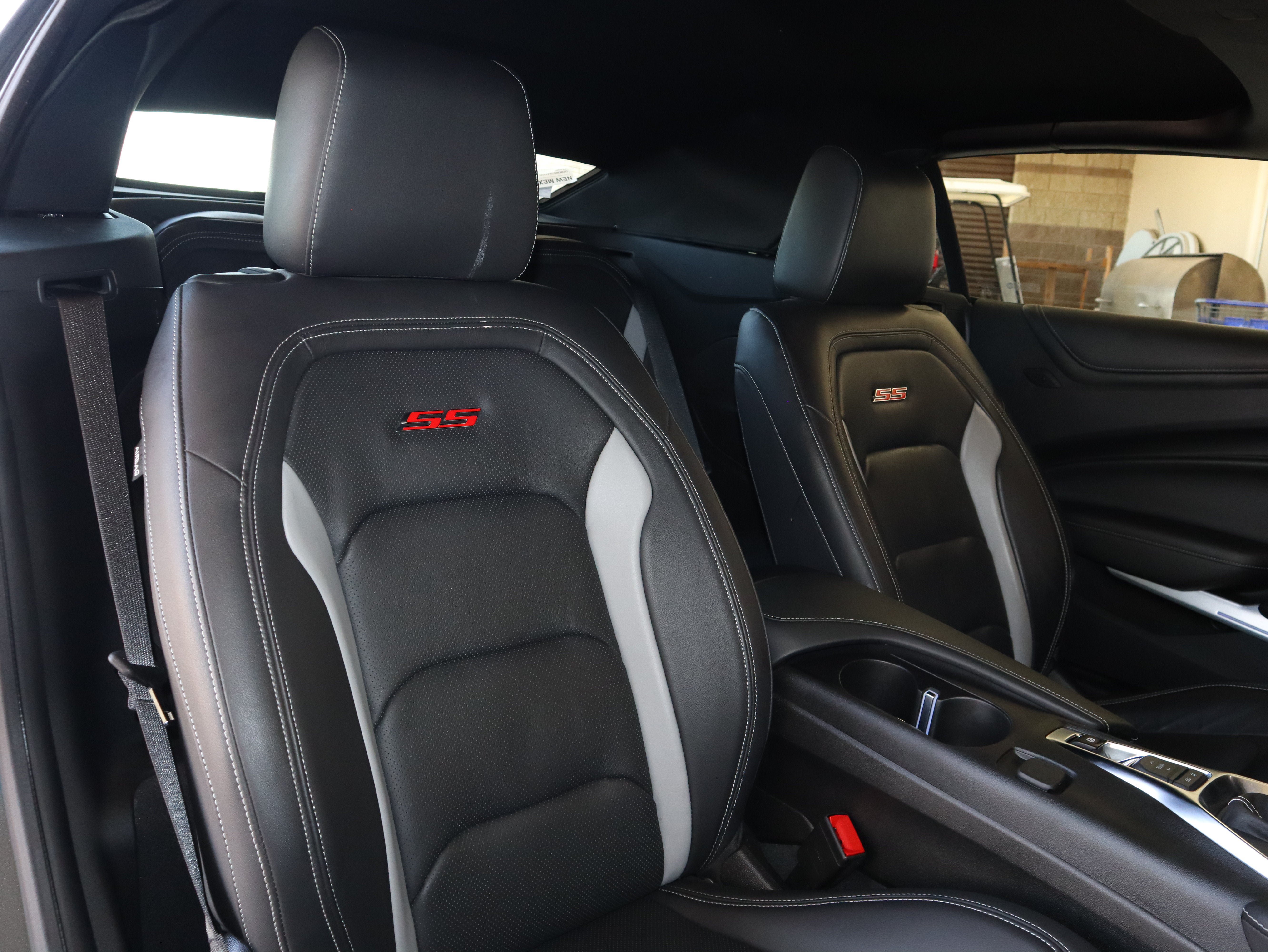 Used 2022 Chevrolet Camaro SS RWD image 36