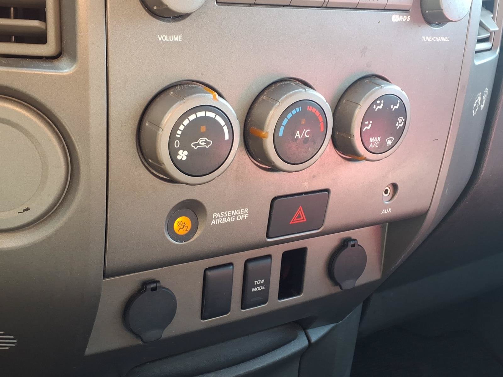 Used 2005 Nissan Titan XE w/ (W02) Preferred Pkg RWD image 11