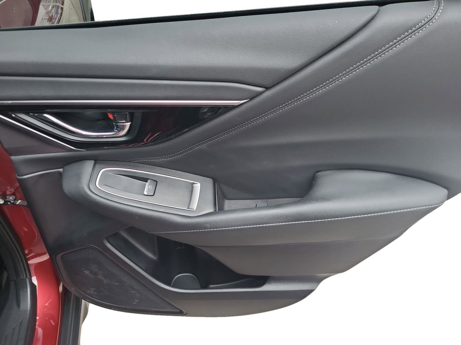 Used 2025 Subaru Outback Touring XT image 26