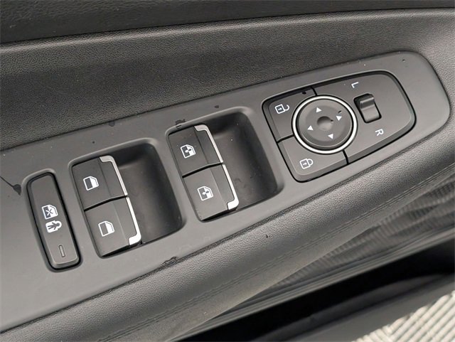 Used 2023 Hyundai Santa Fe SEL image 11