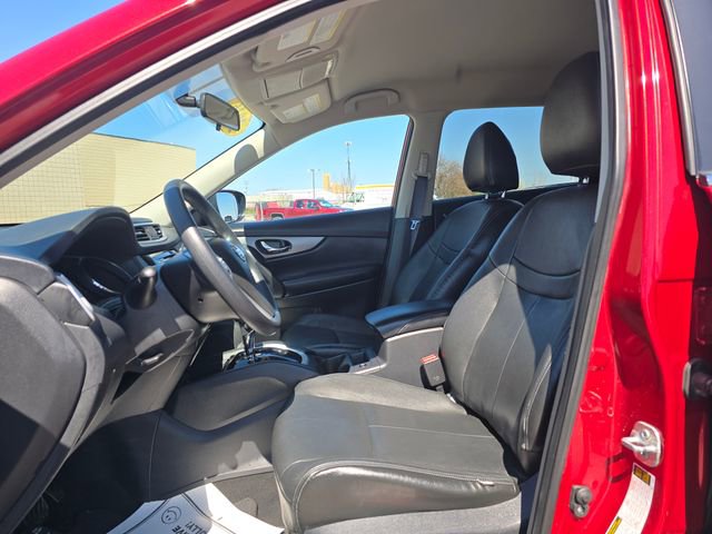 Used 2016 Nissan Rogue SV AWD/4WD image 13