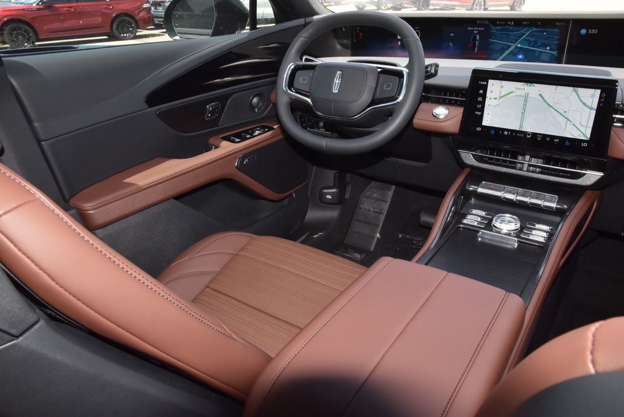 New 2026 Lincoln Nautilus Reserve w/ Jet Appearance Package AWD/4WD image 22