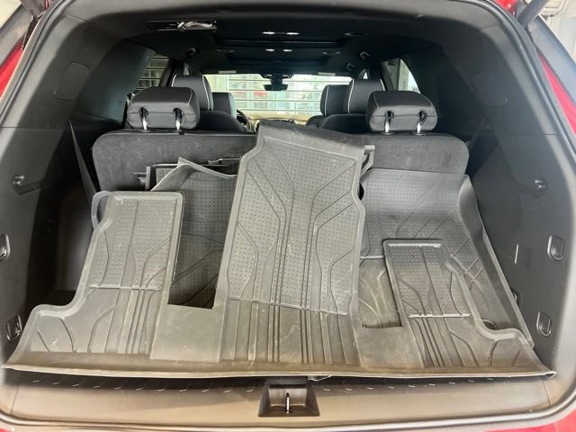 Certified 2023 Chevrolet Traverse Premier w/ LPO, Floor Liner Package AWD/4WD image 9