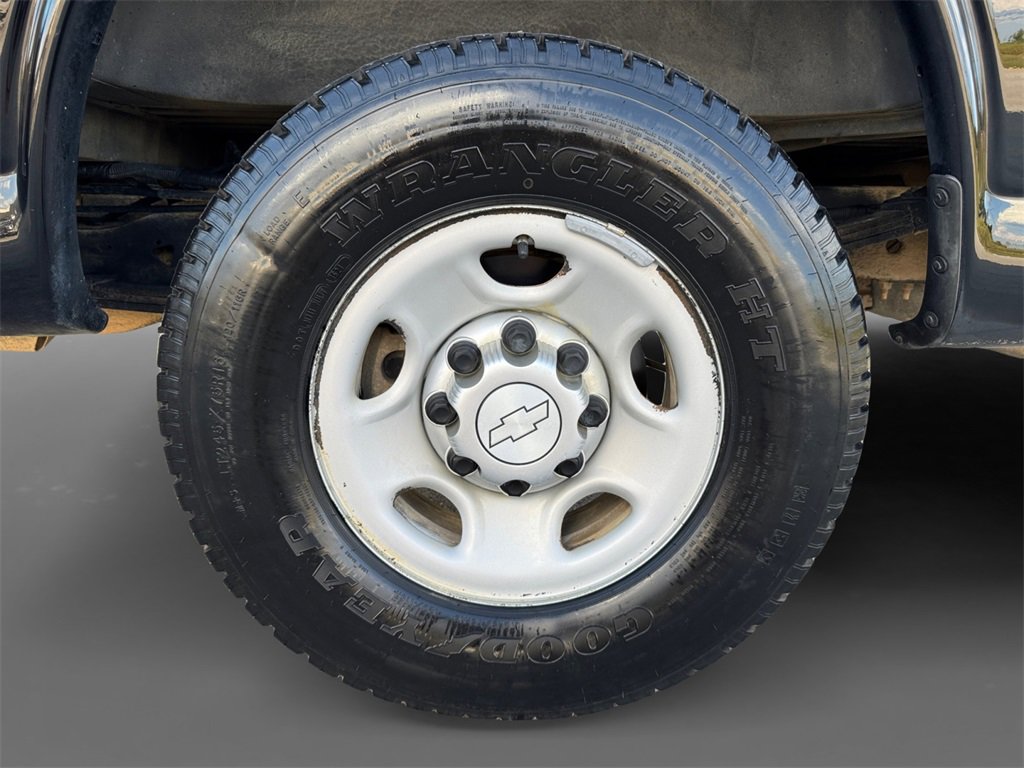 Used 2017 Chevrolet Express 2500 image 11