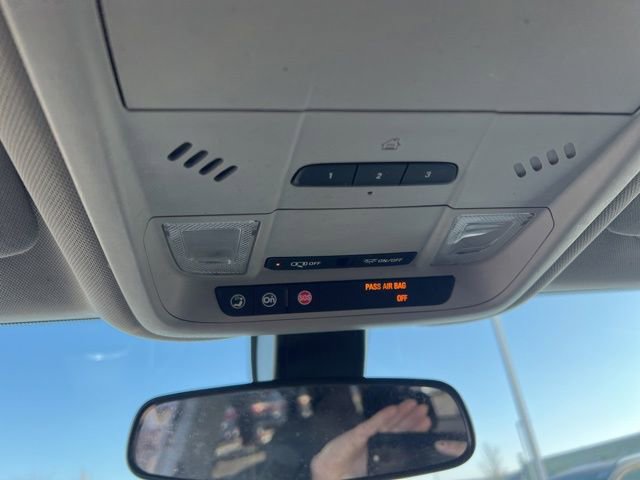 Used 2018 Chevrolet Equinox LT image 24