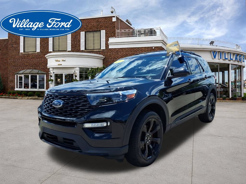 Certified 2023 Ford Explorer ST-Line AWD/4WD image 1