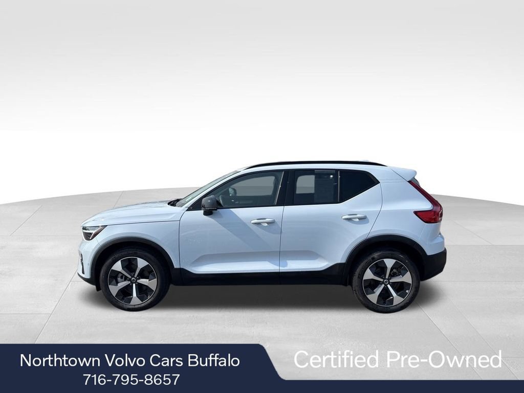 Certified 2026 Volvo XC40 B5 Plus w/ Climate Package AWD/4WD image 2