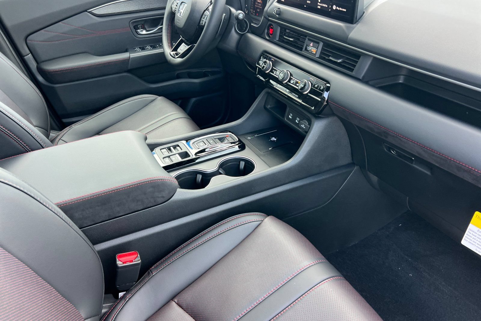 New 2026 Honda Pilot Black Edition image 19