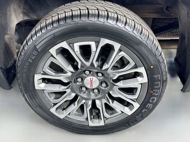 Used 2022 GMC Sierra 1500 SLT w/ SLT Convenience Package AWD/4WD image 32
