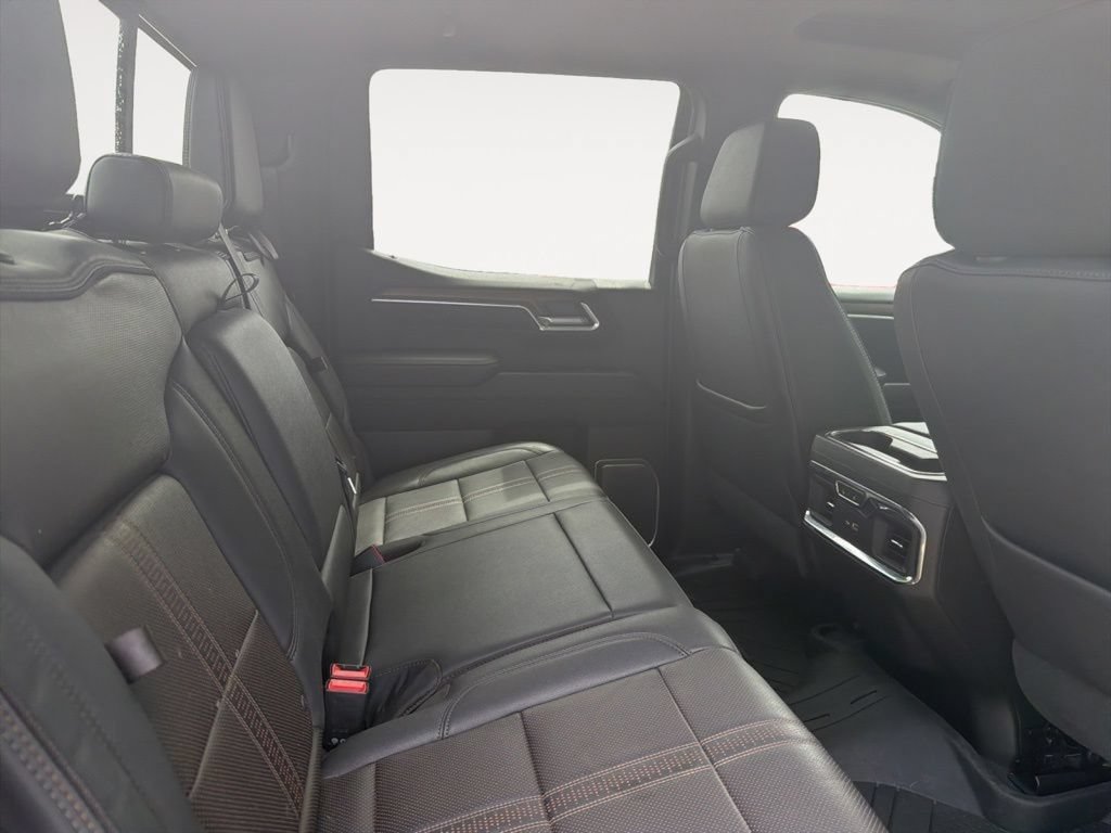 Used 2022 Chevrolet Silverado 1500 High Country w/ High Country Premium Package AWD/4WD image 14