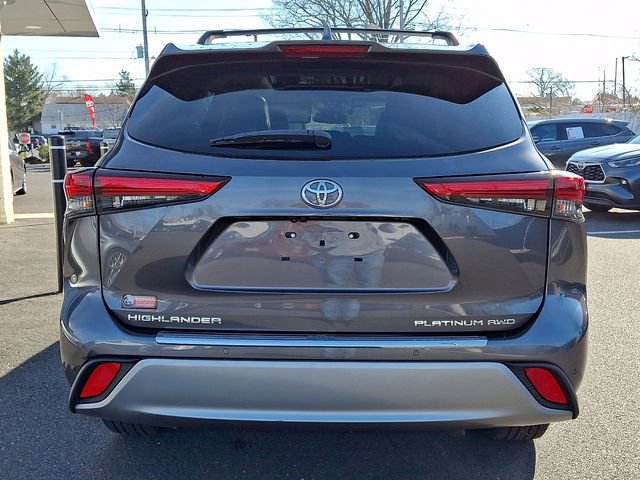 Certified 2021 Toyota Highlander Platinum image 5