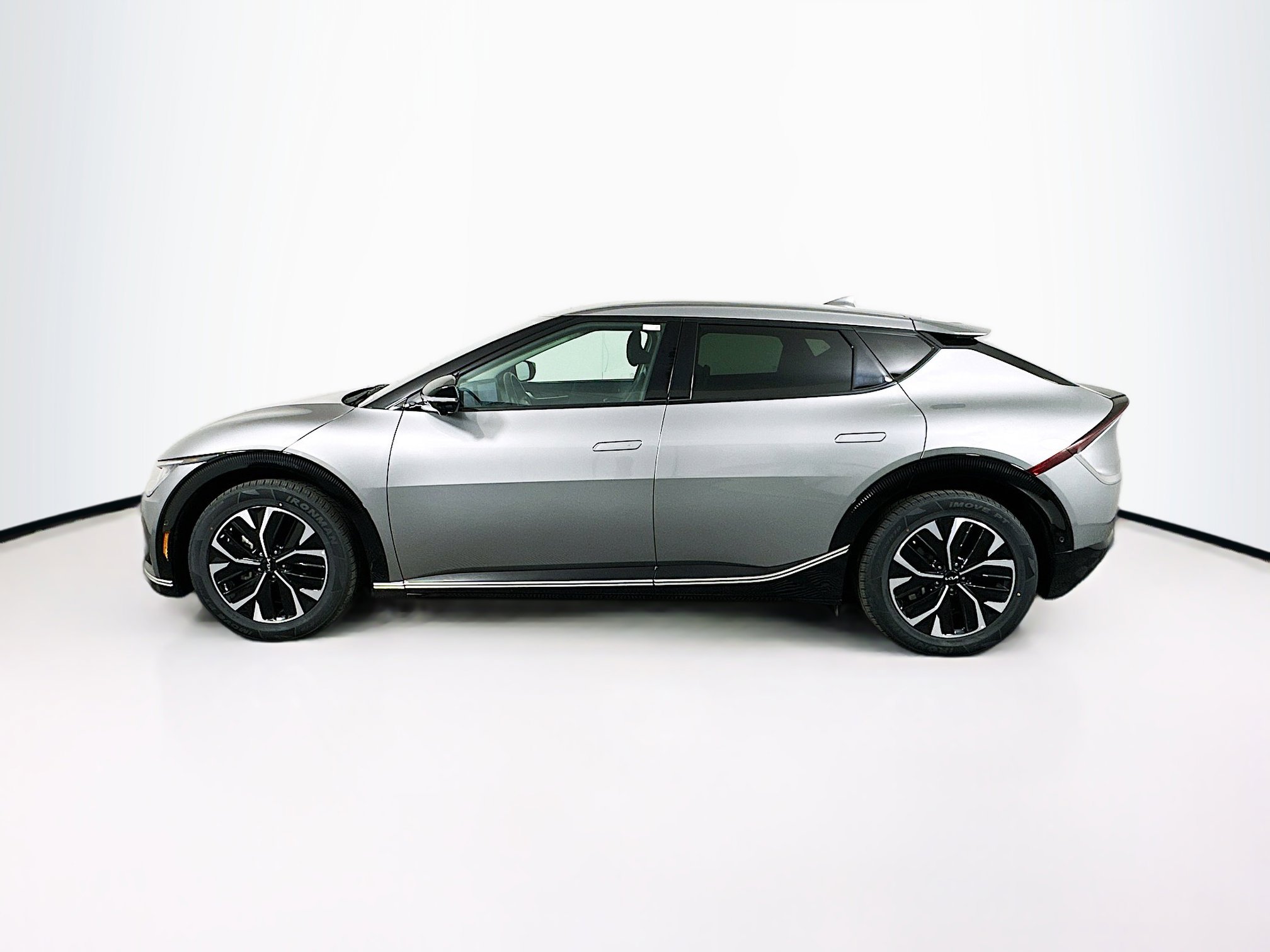 Used 2024 Kia EV6 Wind w/ Wind Technology Package image 4