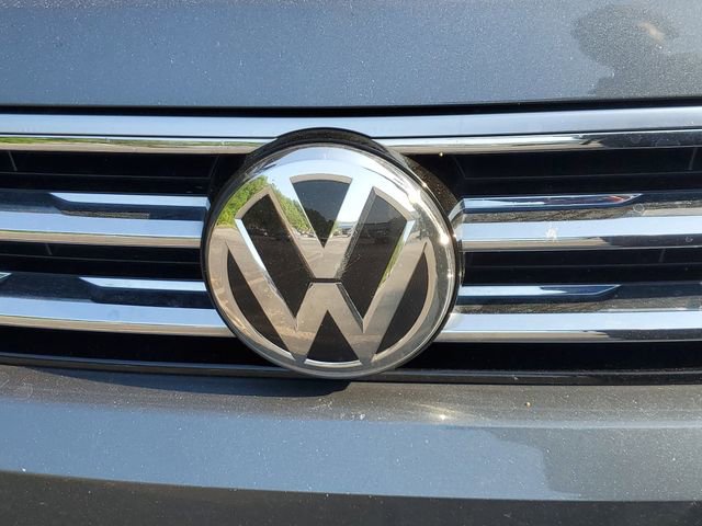 Used 2019 Volkswagen Tiguan SEL FWD image 10