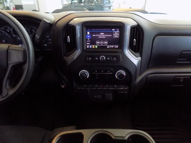 Used 2023 Chevrolet Silverado 1500 Custom Trail Boss AWD/4WD image 17