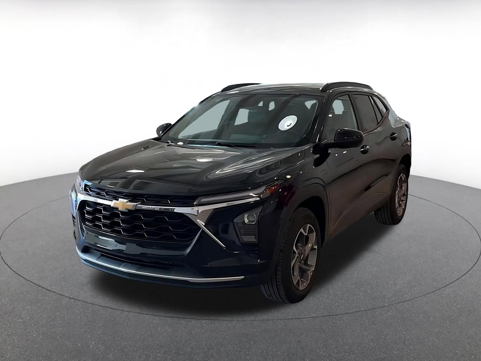 Used 2025 Chevrolet Trax LT w/ LT Convenience Package FWD image 7