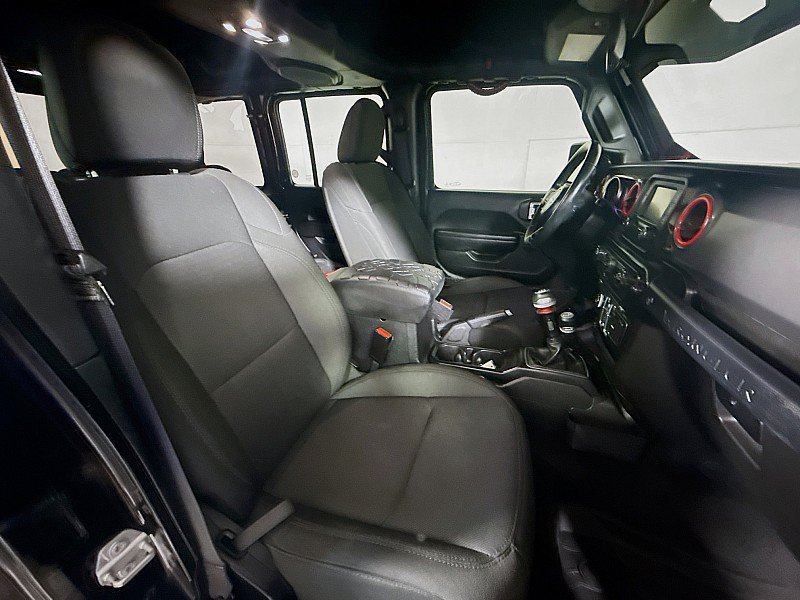 Used 2021 Jeep Wrangler Unlimited Sport AWD/4WD image 24