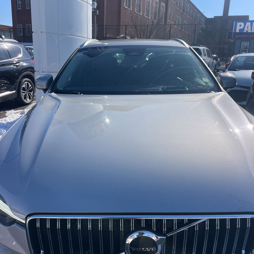 Used 2023 Volvo XC60 B6 Ultimate w/ Climate Package image 21