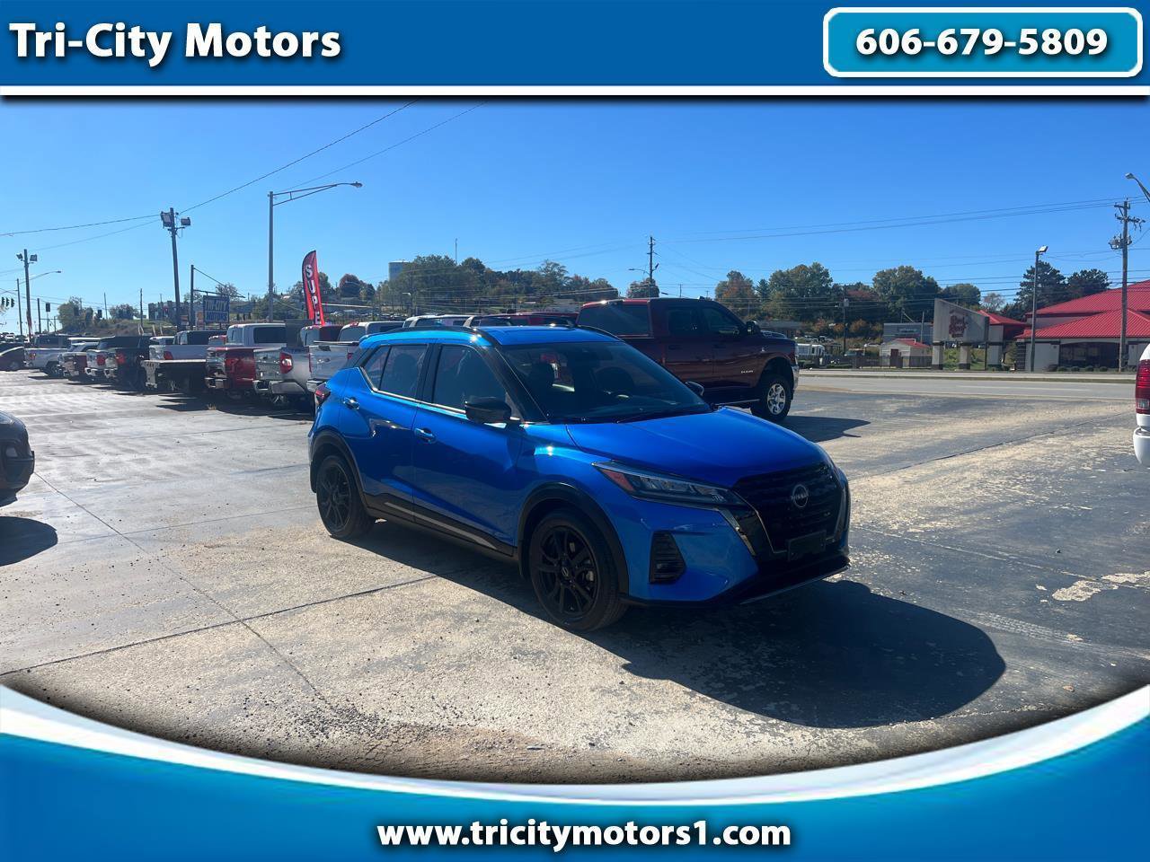 Used 2023 Nissan Kicks SR