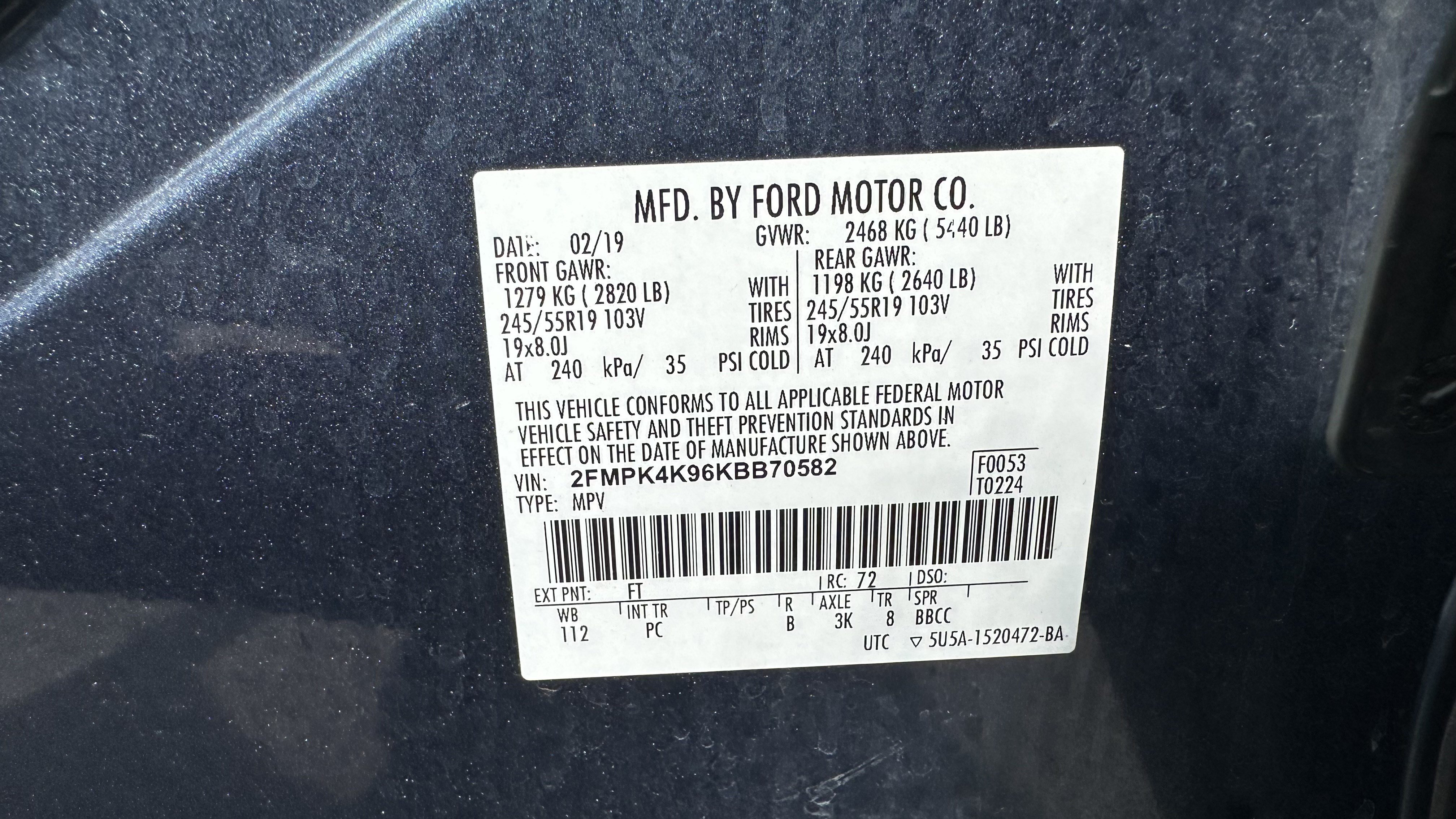 Used 2019 Ford Edge Titanium w/ Equipment Group 301A AWD/4WD image 35